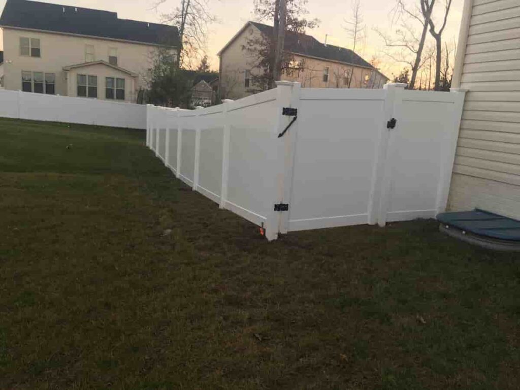 Vinyl Fencing Service